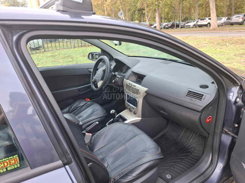 Opel Astra H 1.6