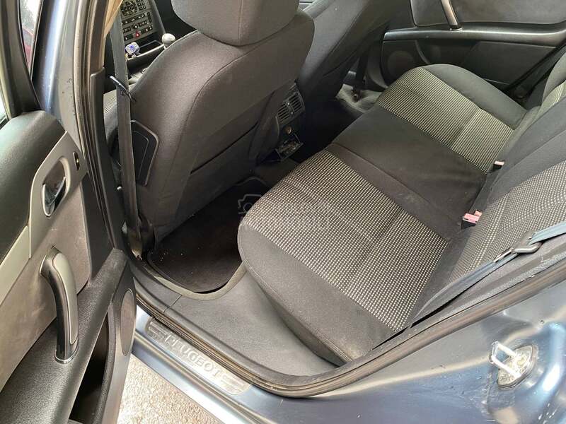 Peugeot 407 2.0hdi dugoregg