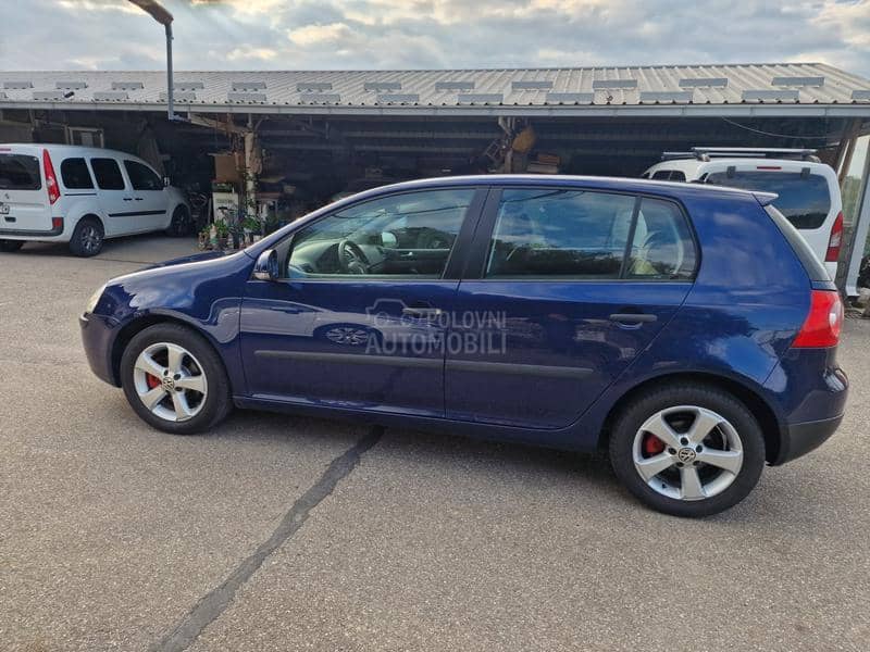 Volkswagen Golf 5 1,6 fsi