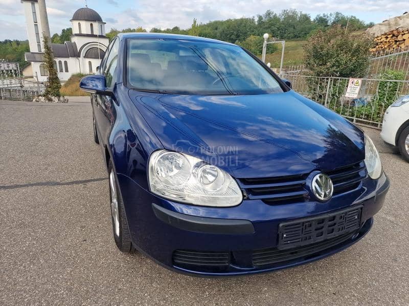 Volkswagen Golf 5 1,6 fsi