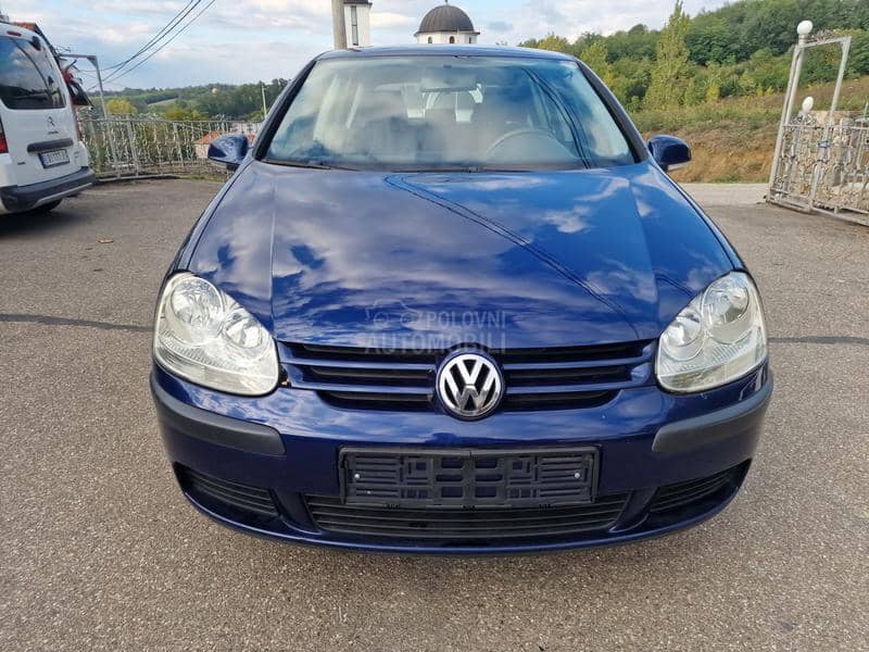 Volkswagen Golf 5 1,6 fsi