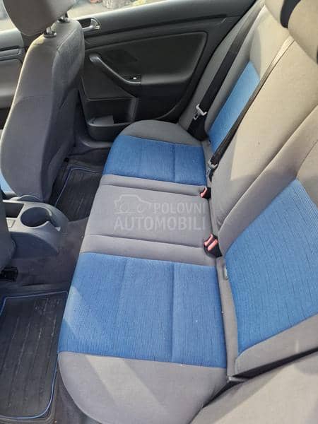 Volkswagen Golf 5 1,6 fsi