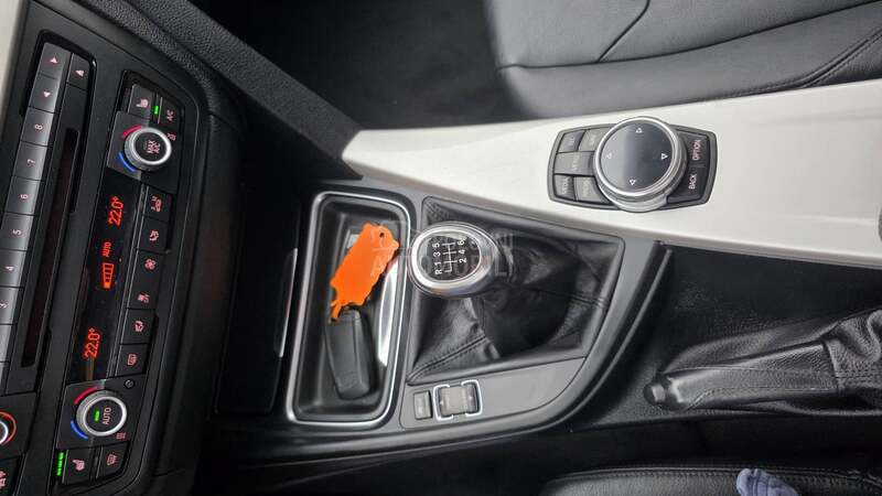 BMW 320 Xen/Nav/Kož/Led