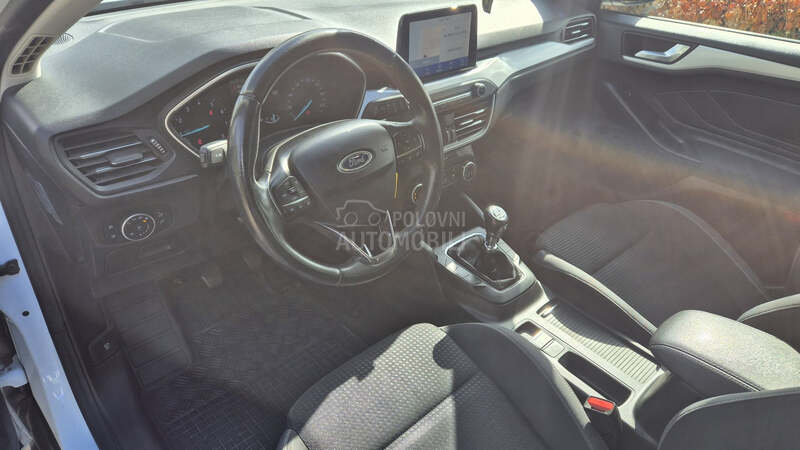 Ford Focus NAV/LED/ECOBOOST