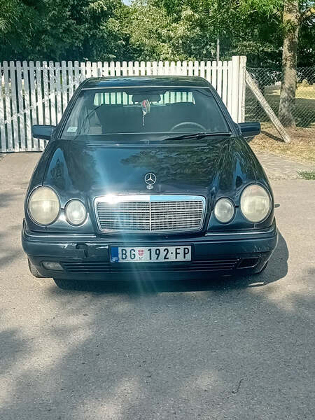 Mercedes Benz E 290 td