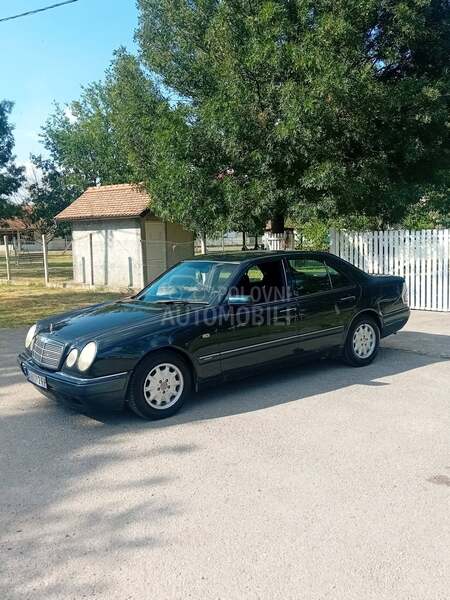 Mercedes Benz E 290 td