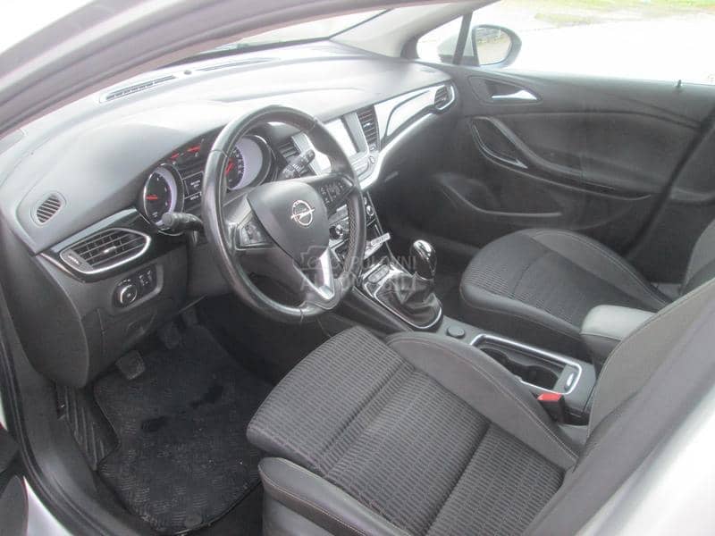 Opel Astra K 1.5 d Elegance
