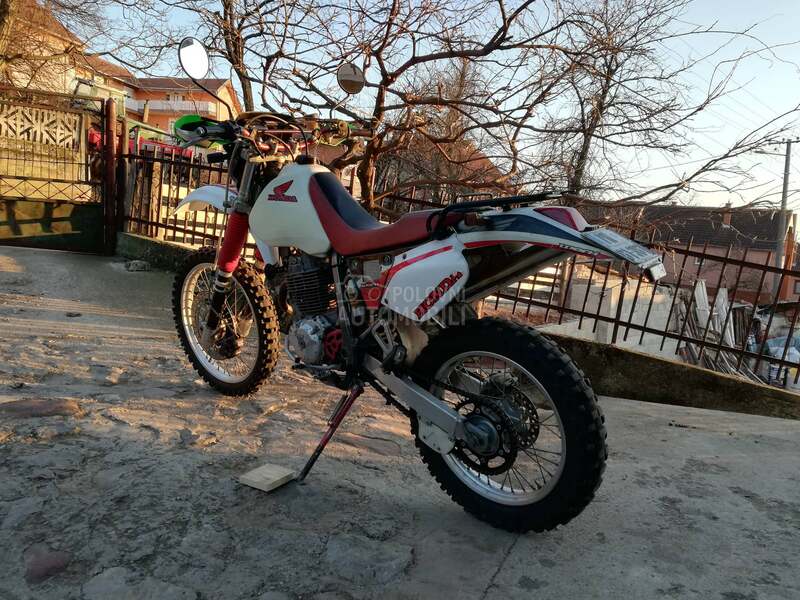 Honda XR400R