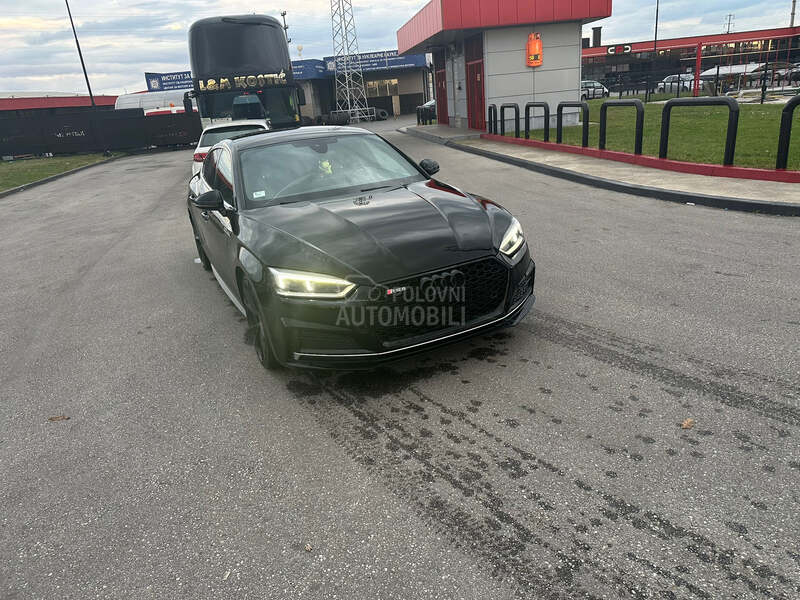 Audi A5 rs5 look