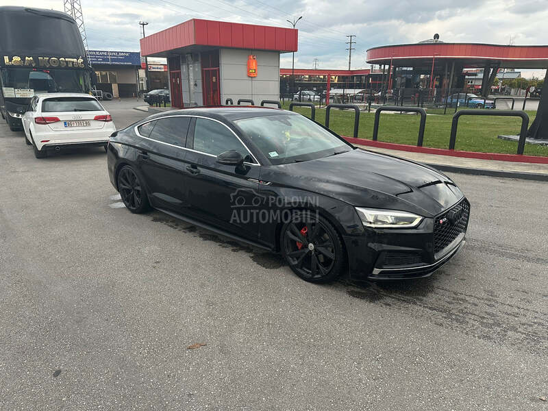 Audi A5 rs5 look