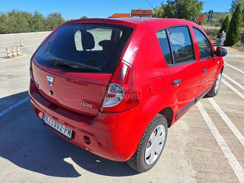 Dacia Sandero 