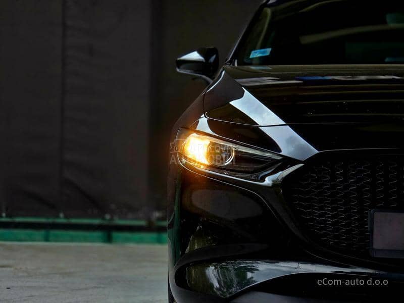 Mazda 3 SKYACTIV G 122