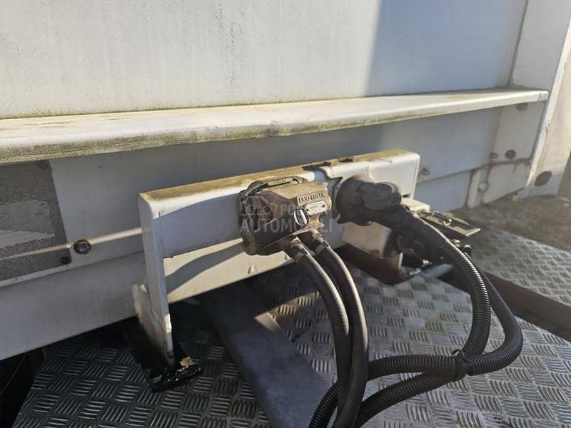 Kuiper poluprikolica