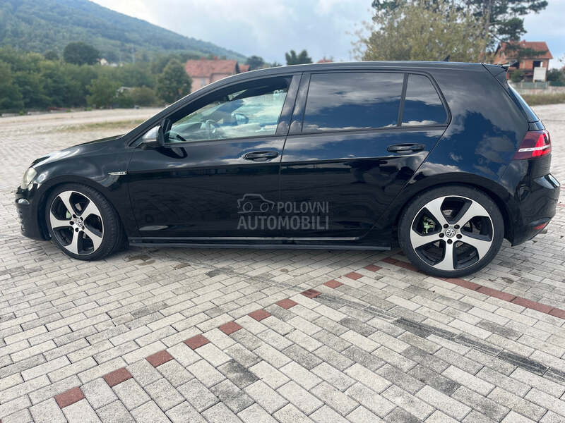 Volkswagen Golf 7 2,0tdi GTD
