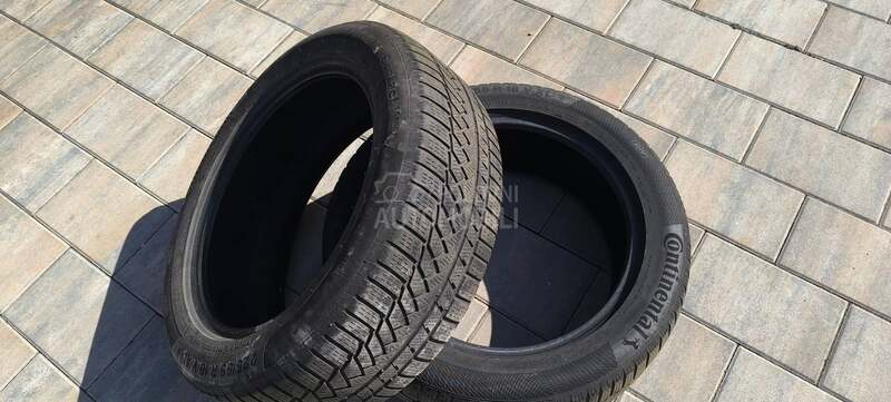 Continental 225/55 R18 Zimska