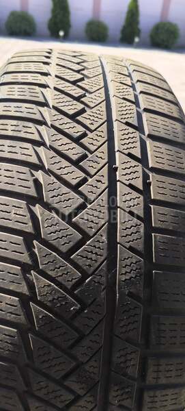 Continental 225/55 R18 Zimska