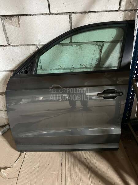 Audi Q3 8UB8UG -  kompletan auto u delovima