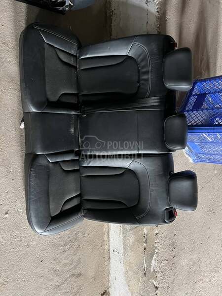 Audi Q3 8UB8UG -  kompletan auto u delovima