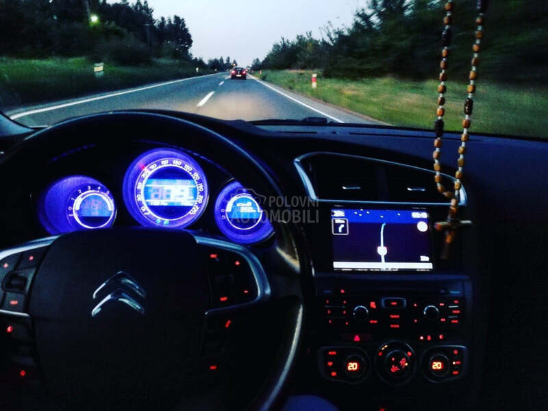 Citroen C4 E X L U S I V