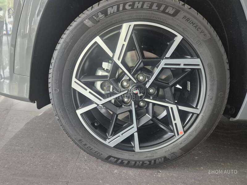 Hyundai Tucson N LINE SUN  4WD