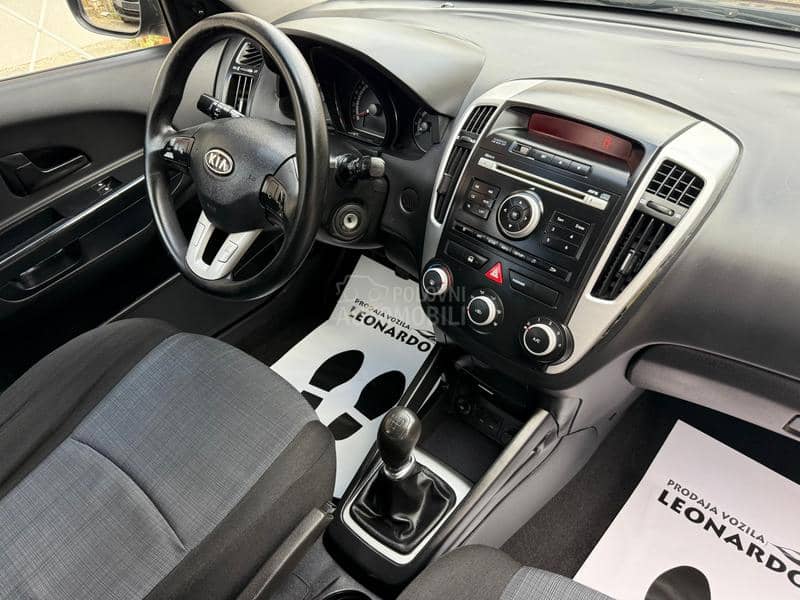 Kia cee`d sw 1.4 16V