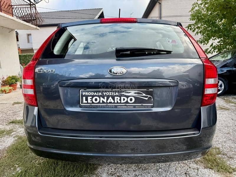 Kia cee`d sw 1.4 16V