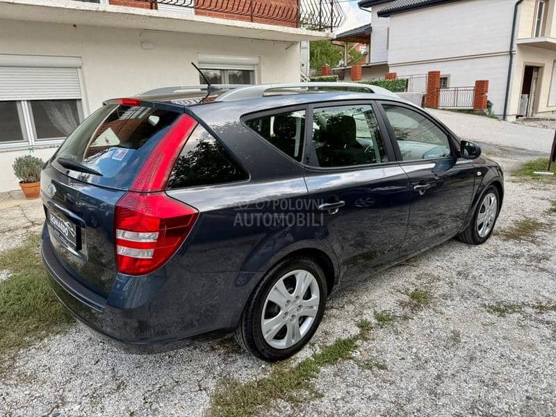 Kia cee`d sw 1.4 16V