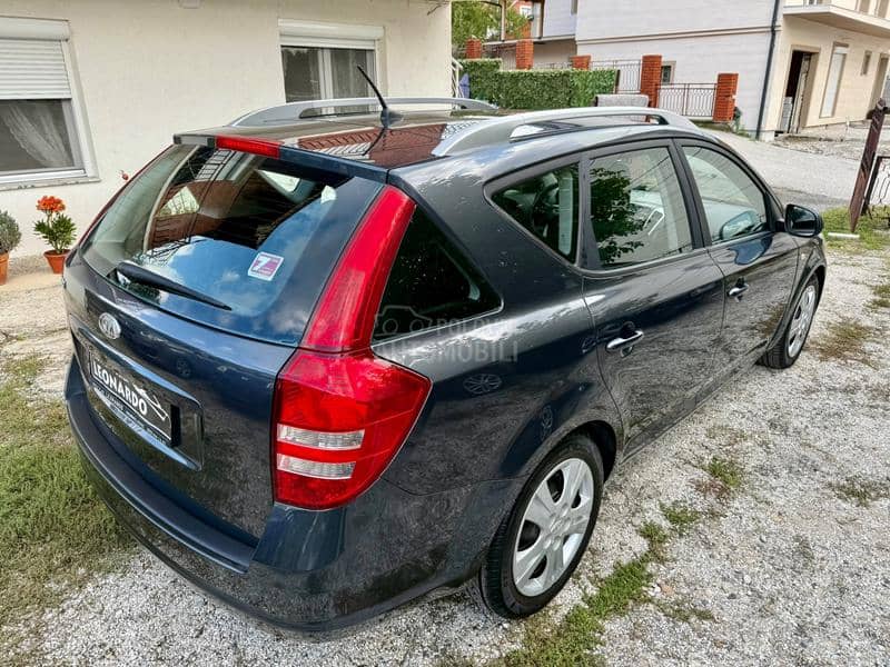 Kia cee`d sw 1.4 16V