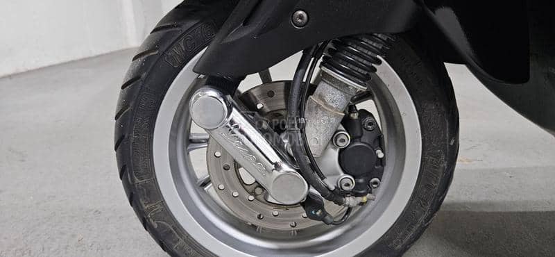 Vespa Primavera 50 4T