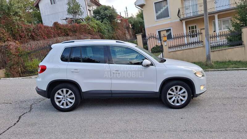 Volkswagen Tiguan 2.0 TDI,  4 x 4