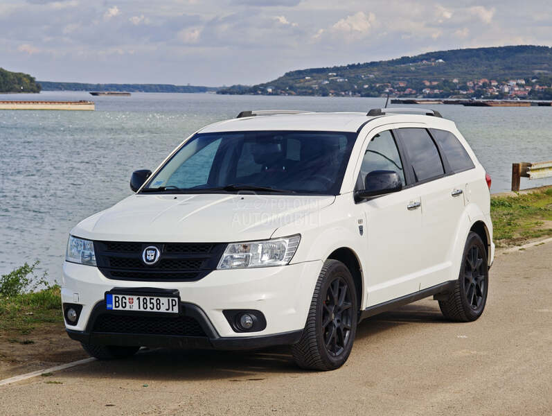 Fiat Freemont Lounge 2.0 4x4 AT