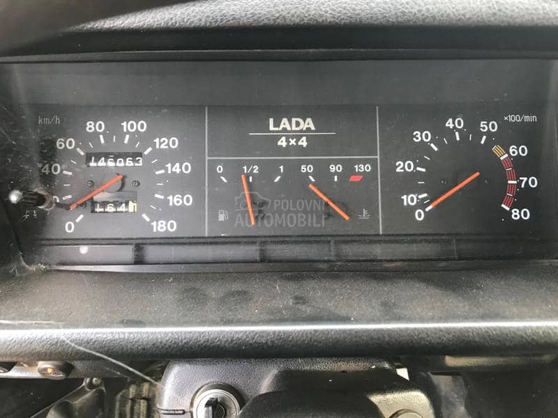 Lada Niva 1.7 i