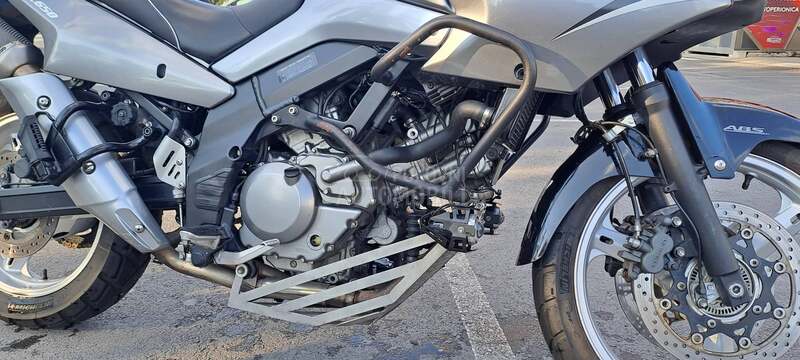 Suzuki DL 650 V strom