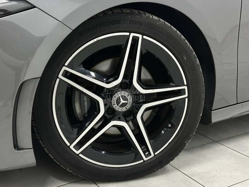 Mercedes Benz A 180 AMG LINE AMB