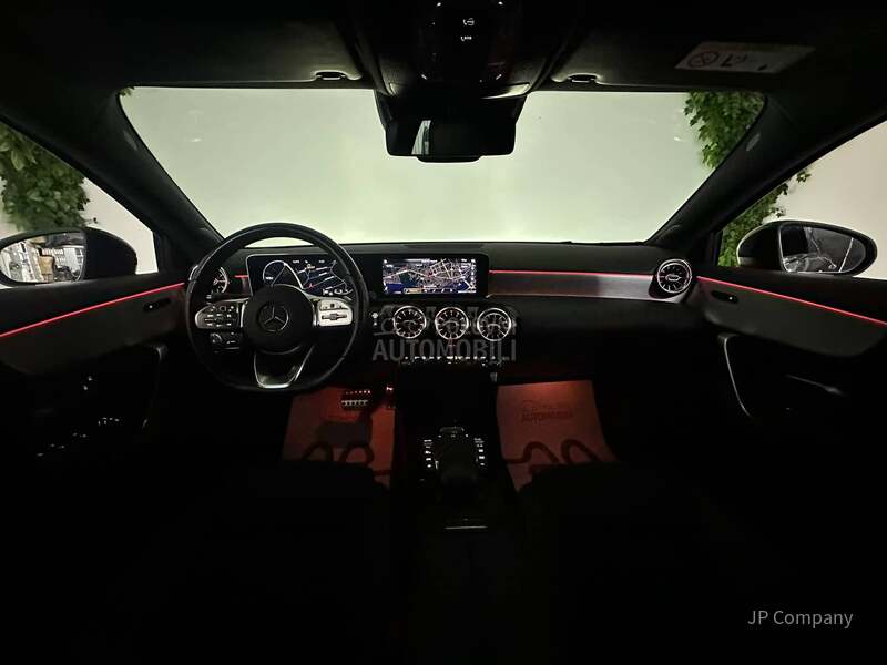 Mercedes Benz A 180 AMG LINE AMB