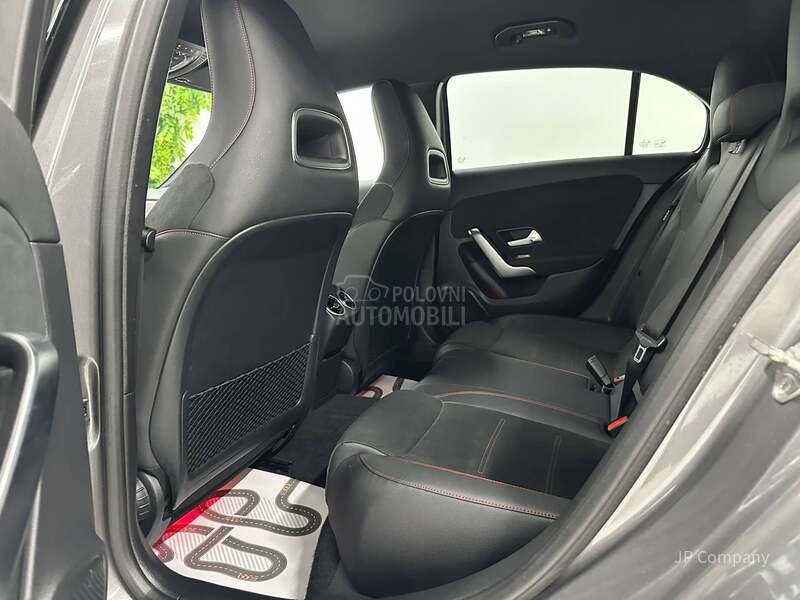 Mercedes Benz A 180 AMG LINE AMB