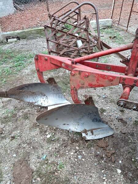IMT Visoko klinasti plug 755