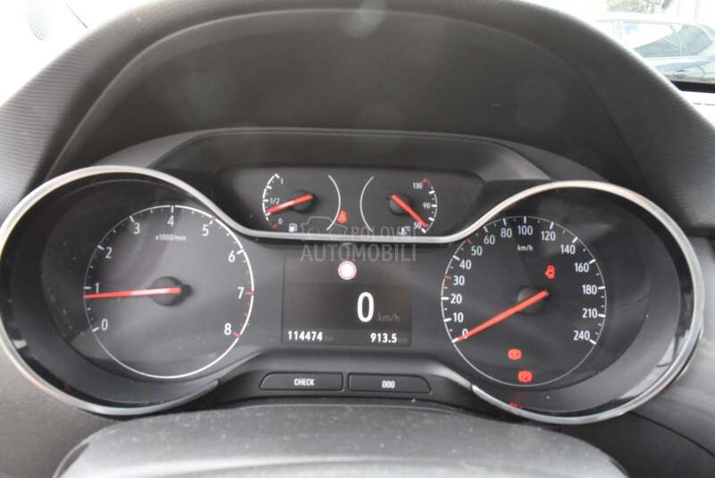 Opel Crossland X  1.5 CDTI INNOVATION