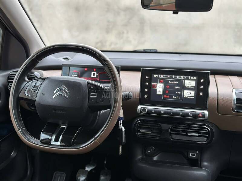 Citroen C4 Cactus PAN/NAV