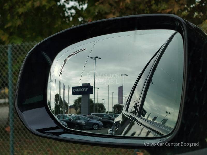 Volvo XC60 B5 AWD ULTIMATE DARK