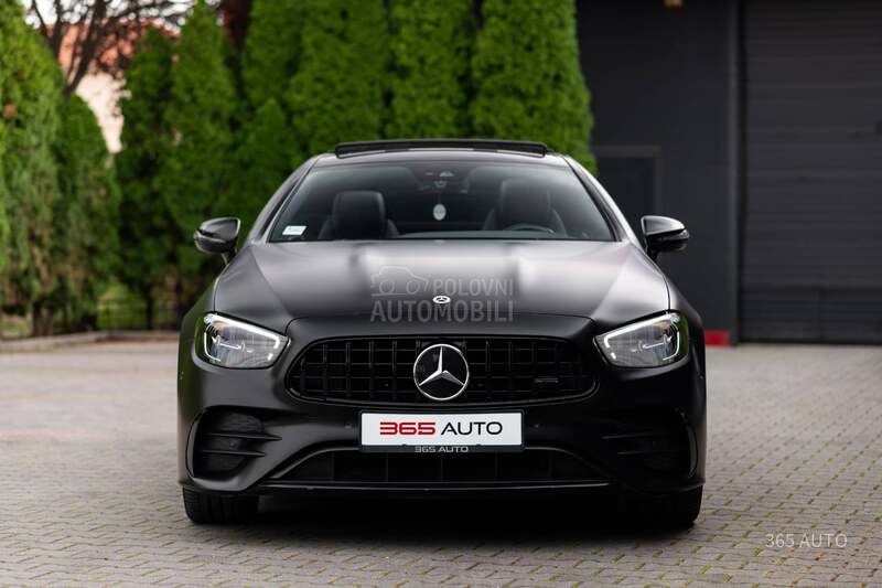 Mercedes Benz E 220 4MATIC/AMG/PANO