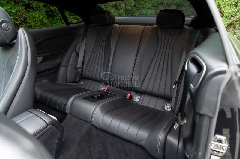 Mercedes Benz E 220 4MATIC/AMG/PANO