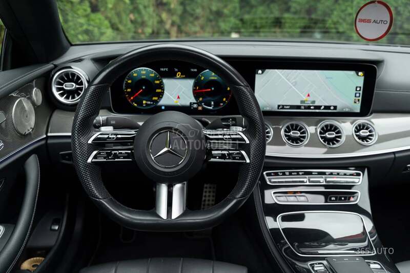 Mercedes Benz E 220 4MATIC/AMG/PANO