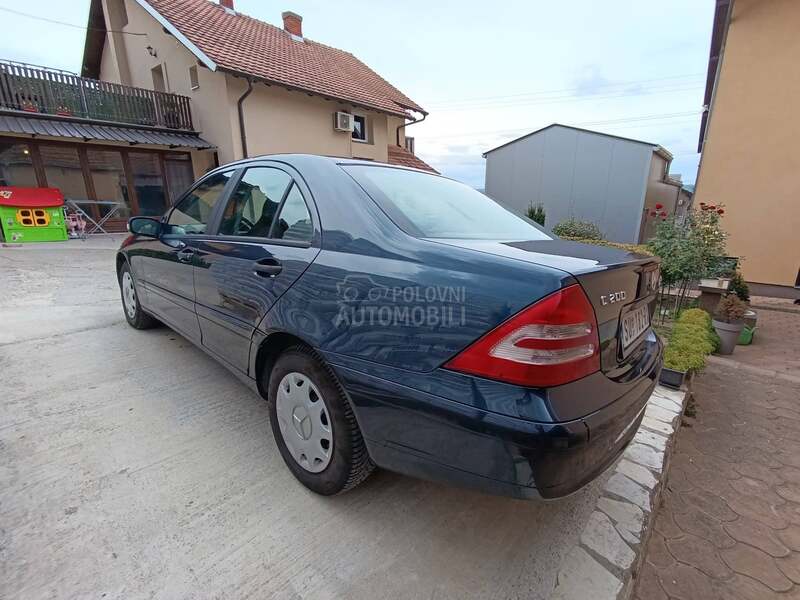 Mercedes Benz C 200 