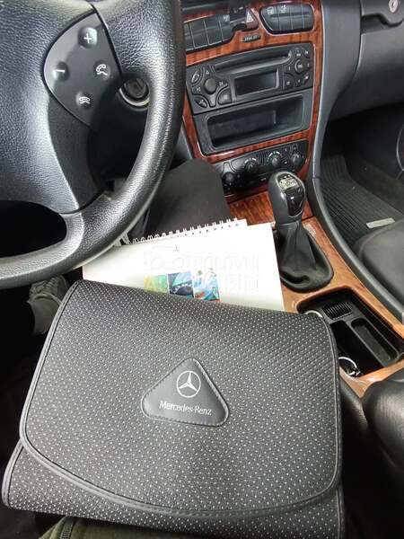 Mercedes Benz C 200 