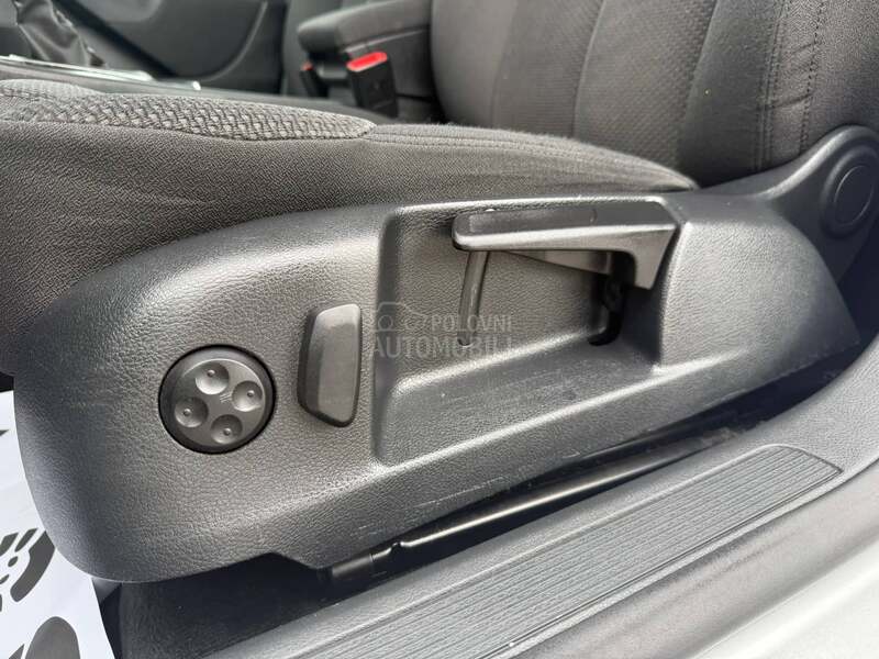 Volkswagen Passat B6 1.6/RESTAJL/