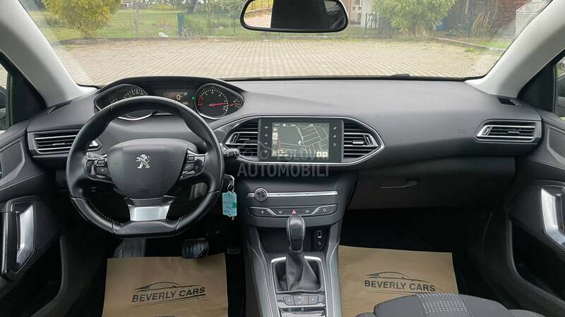 Peugeot 308 1.6HDi/ALLURE/PANO
