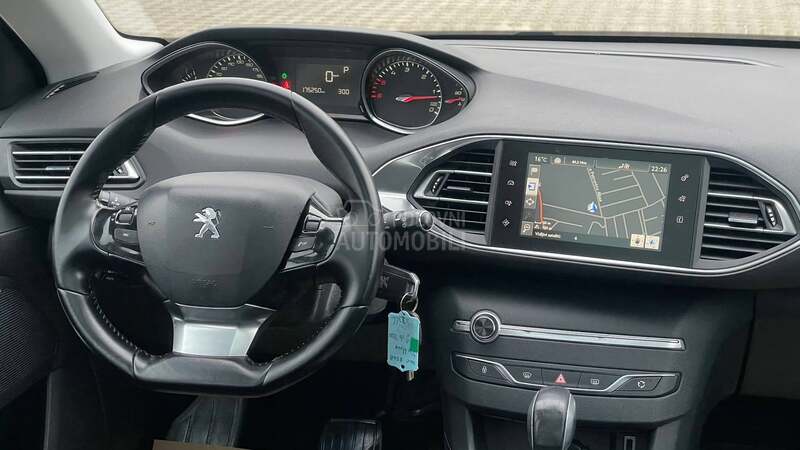 Peugeot 308 1.6HDi/ALLURE/PANO
