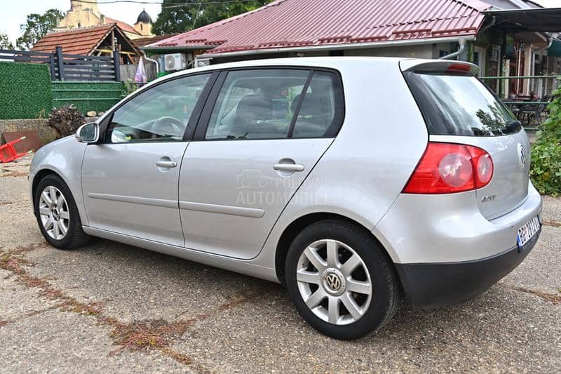 Volkswagen Golf 5 1.6 FSI Volkswagen Golf 5 1.6 FSI
