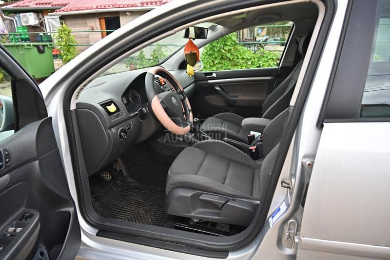 Volkswagen Golf 5 1.6 FSI Volkswagen Golf 5 1.6 FSI